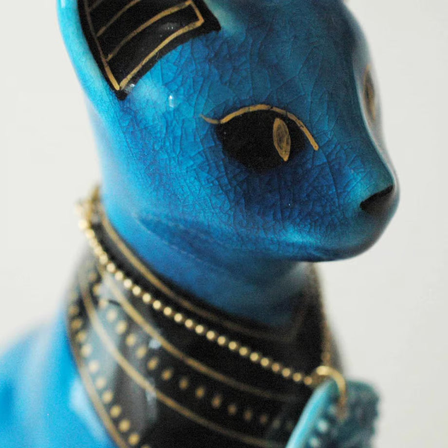 BASTET — Guardian of Poise and Quiet Strength